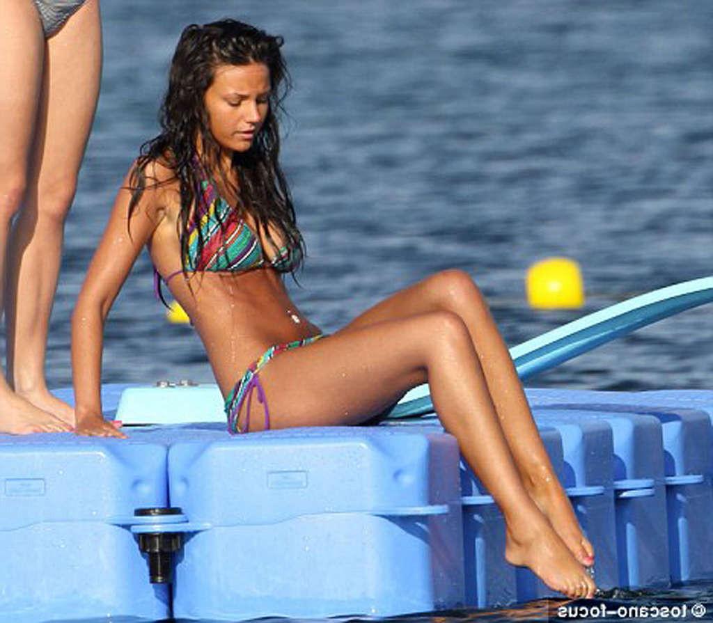 16P Michelle Keegan exposing her sexy body and hot ass in bikini on beach