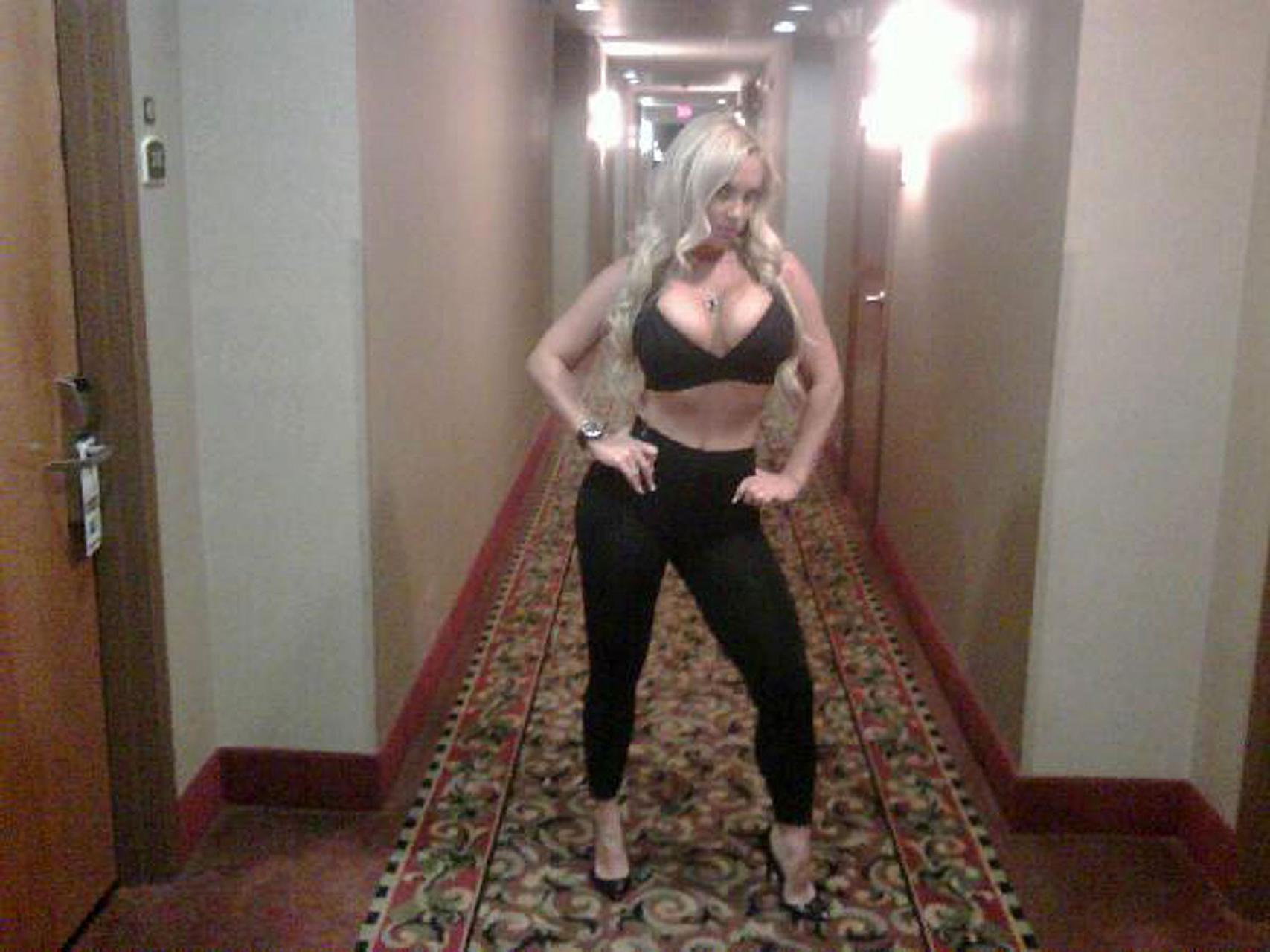 16P Nicole CoCo Austin exposing nude body and fucking hot ass in thong