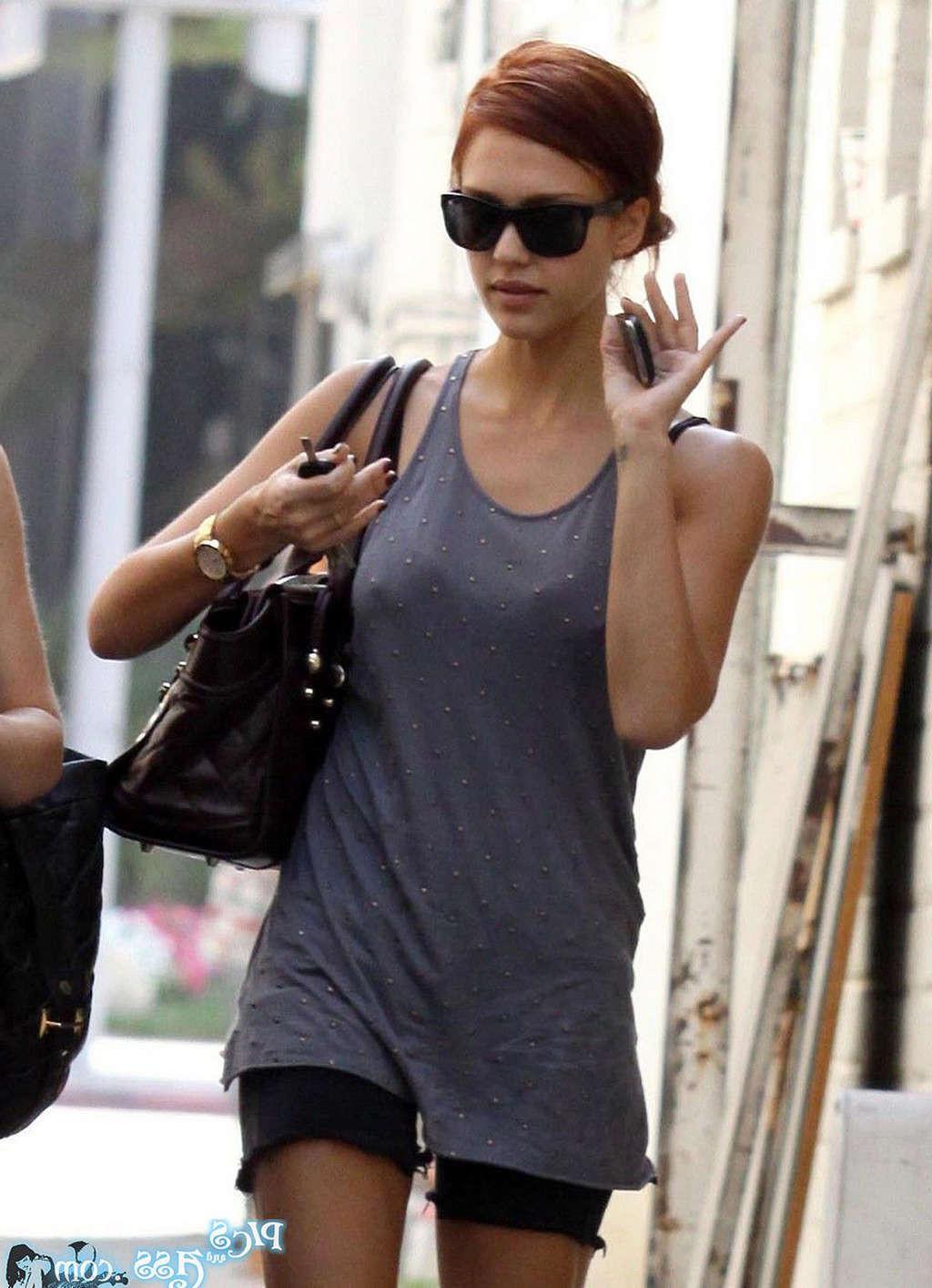 16P Jessica Alba exposing her sexy body and hot tits on private photos