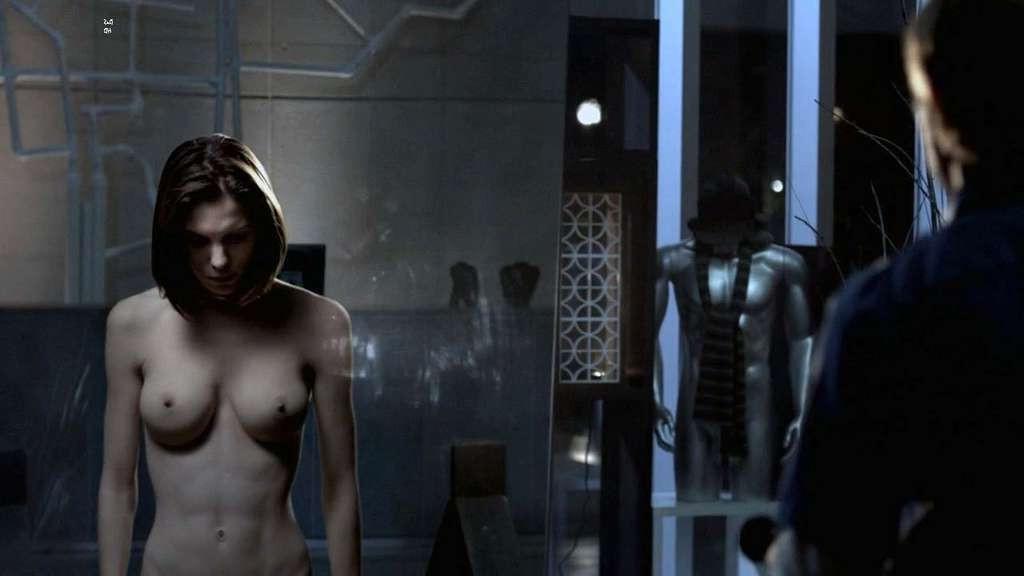 10P Christy Carlson exposing her nice big boobs and great ass in nude movie scenes
