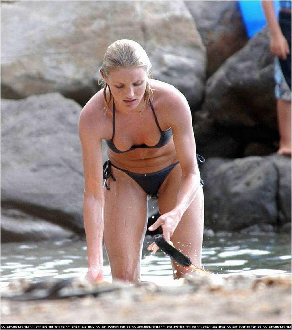 10P Cameron Diaz looking very sexy in bikini and wet swimsuit in movie