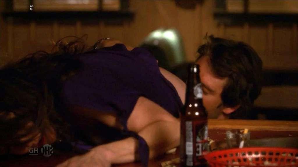 10P Mary Louise Parker exposing her nice big boobs and fucking hard in nude movie sc