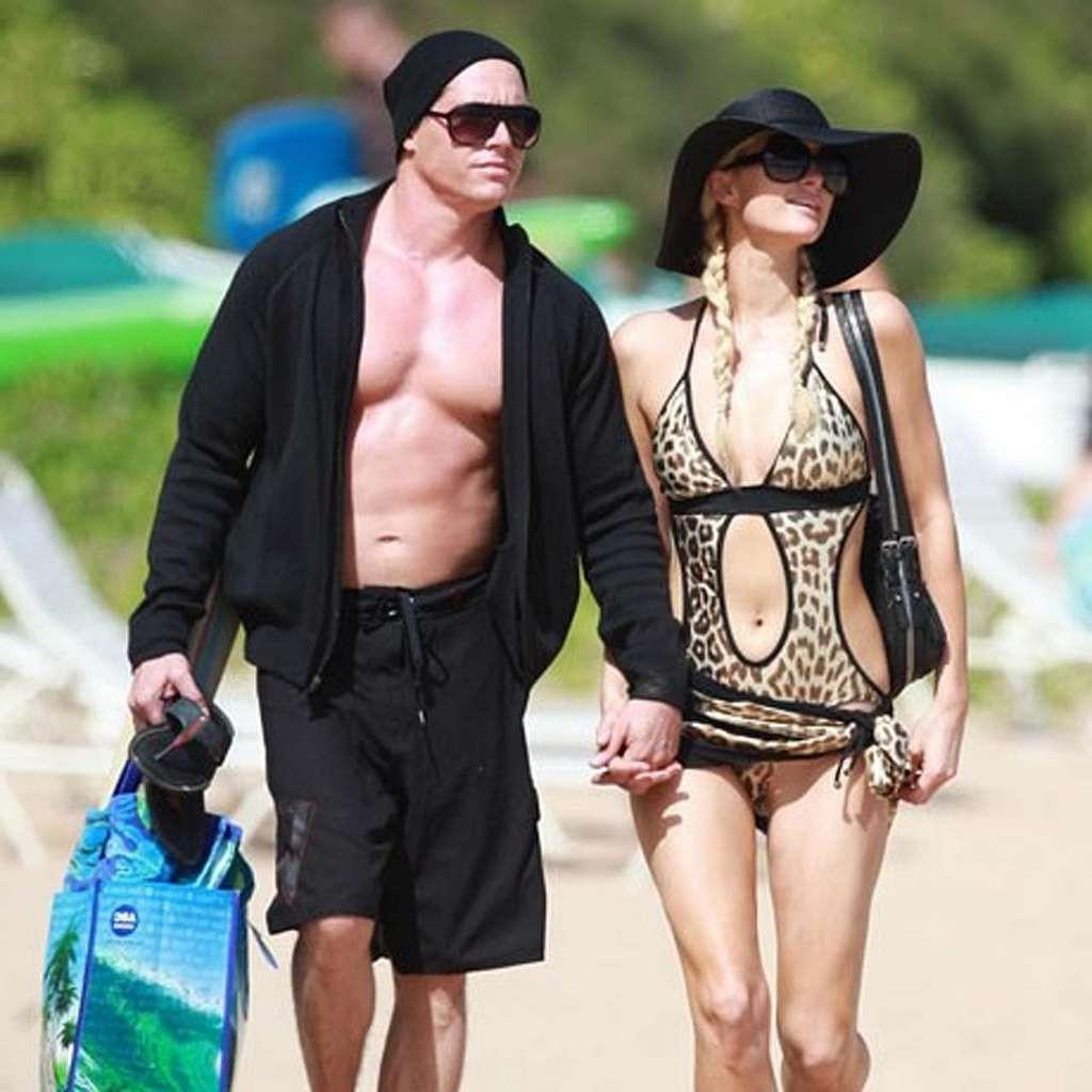 10P Paris Hilton looking sexy and making out with her boyfriend in bikini paparazzi 