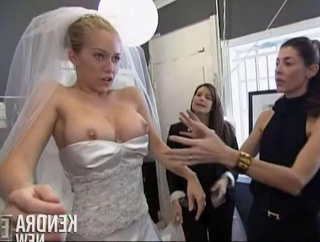 16P Kendra Wilkinson exposing her sexy nude body and fucking huge boobs