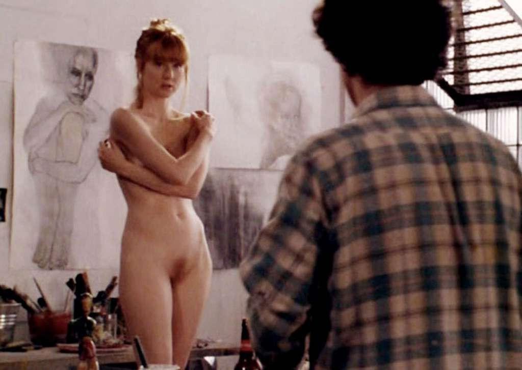10P Laura Linney showing her nice tits and hairy pussy in nude movie scene