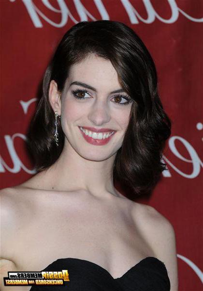 15P Anne Hathaway's mouth-watering nude pics and more