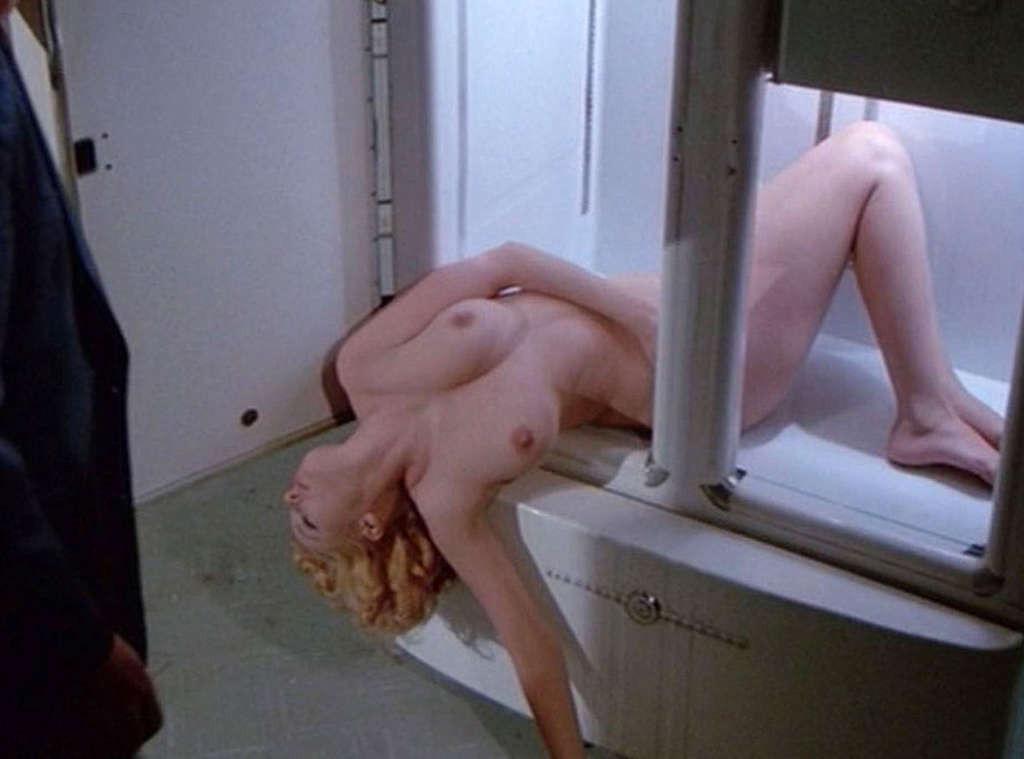 10P Virginia Madsen exposing her nice big tits in movie and posing sexy