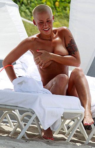 10P Amber Rose showing their super sexy ravishing body and pick