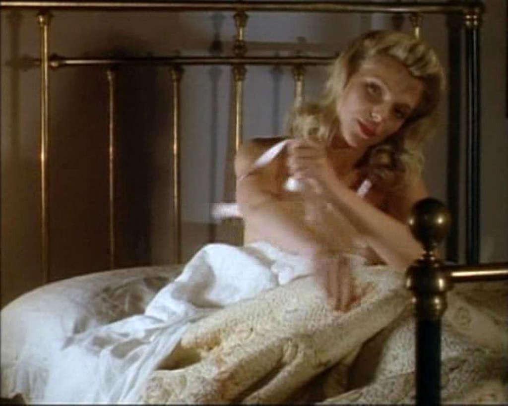 16P Samantha Janus showing her nice big tits in nude movie caps