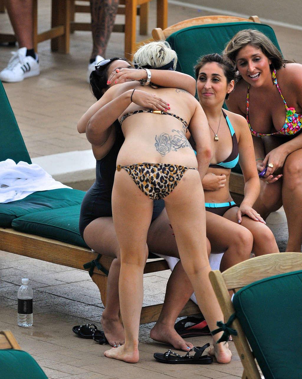 16P Lady Gaga exposing her sexy body and hot ass in bikini on pool