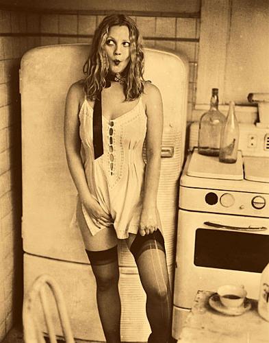 10P Drew Barrymore showing their super sexy ravishing body and pick
