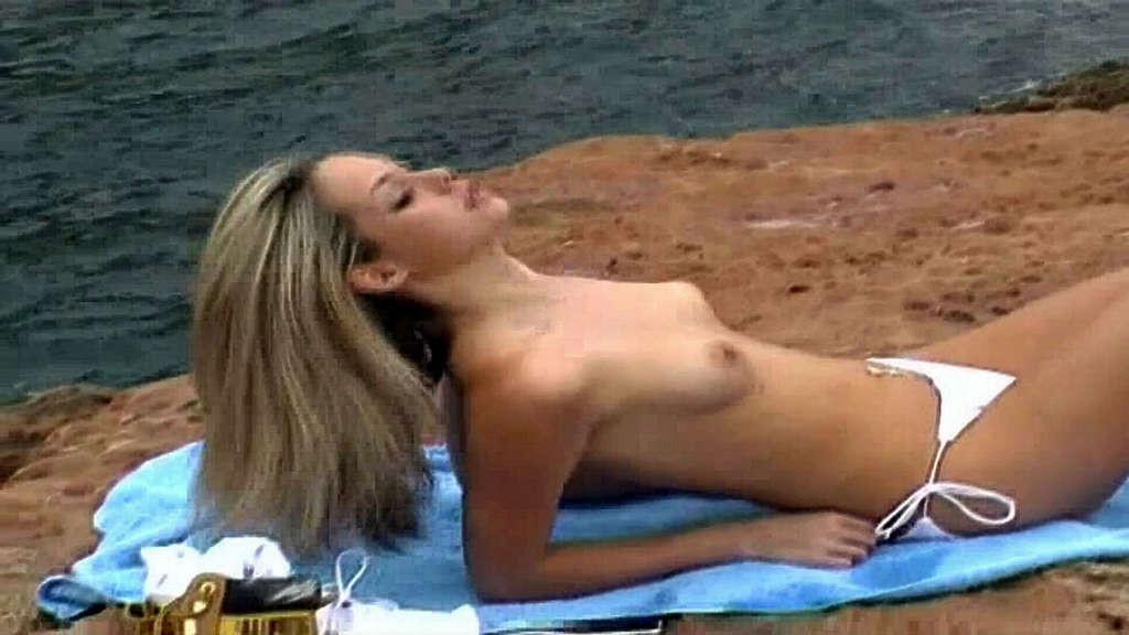 16P Jessica Jane Clement exposing her nice tits while filming photoshoot