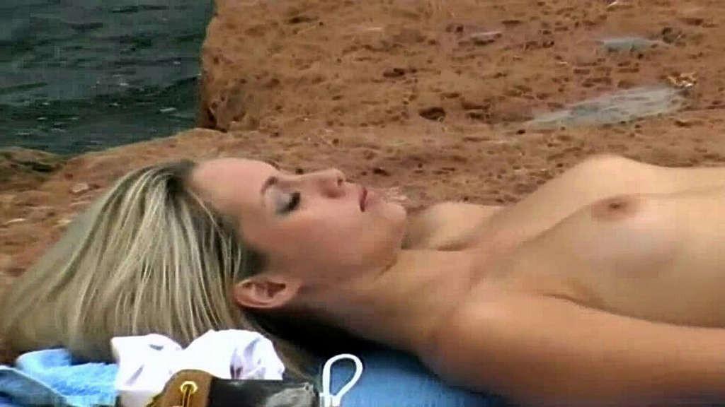 16P Jessica Jane Clement exposing her nice tits while filming photoshoot