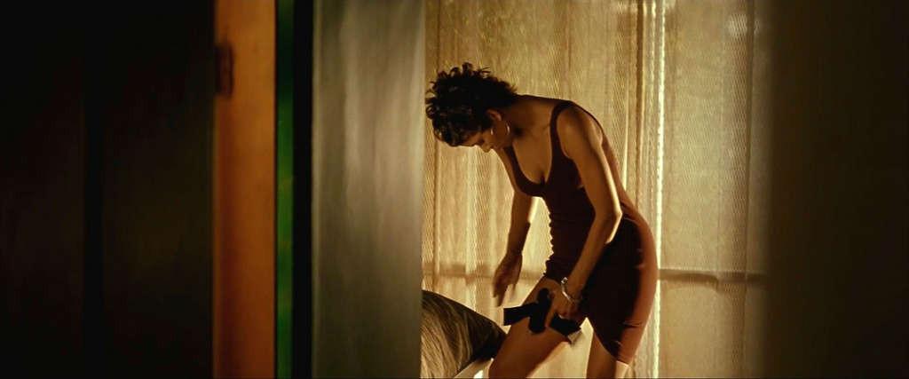 16P Halle Berry showing her nice tits and in underwear in movie caps