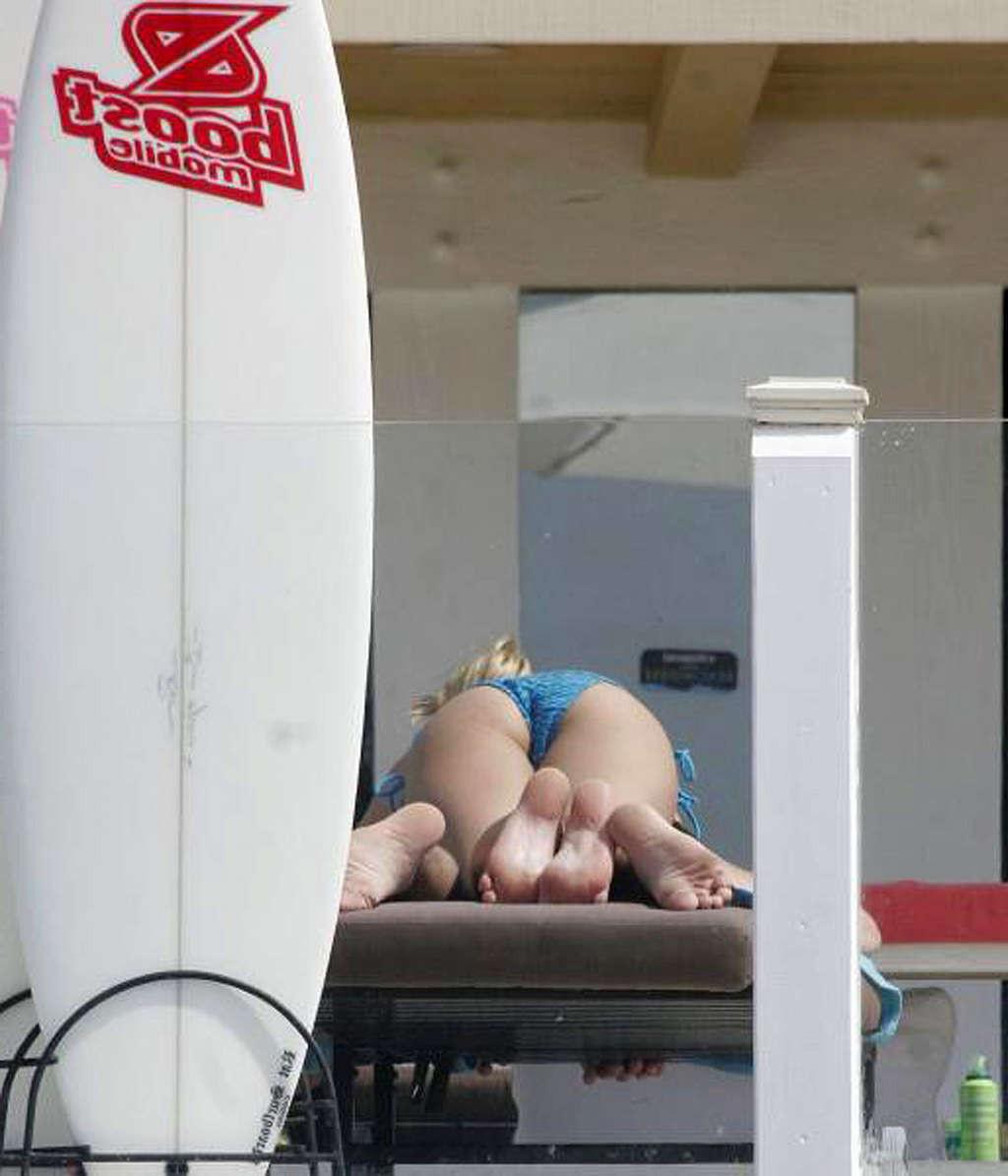 16P Kristin Cavallari exposing her sexy body and hot ass in bikini on pool