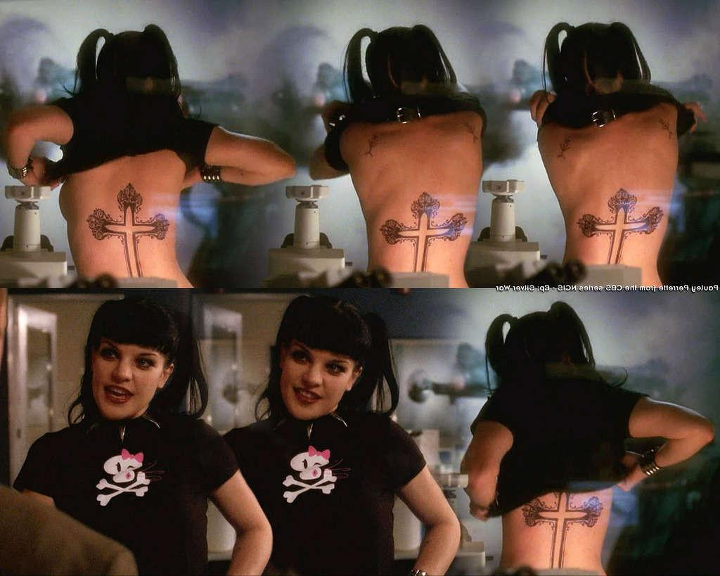 10P Pauley Perrette tits slip while singing and undressing her top