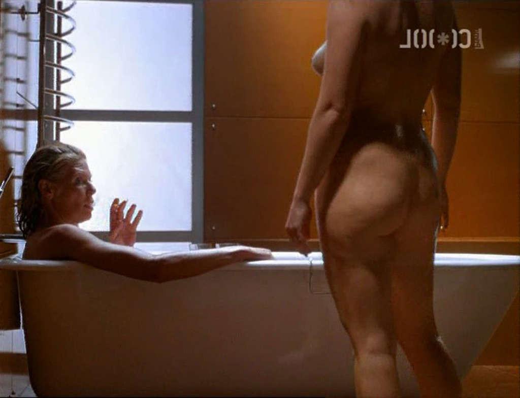 10P Susie Porter exposing her nice tits and pussy and lesbian sex scene