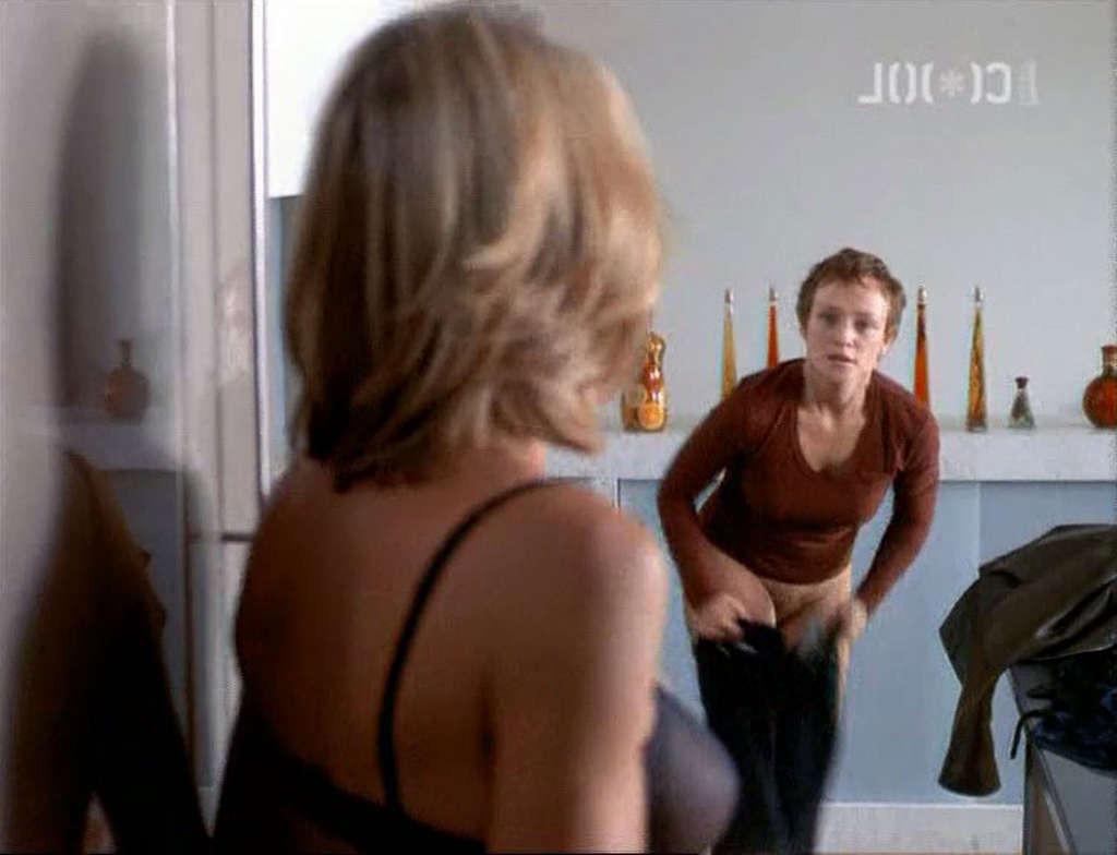 10P Susie Porter exposing her nice tits and pussy and lesbian sex scene