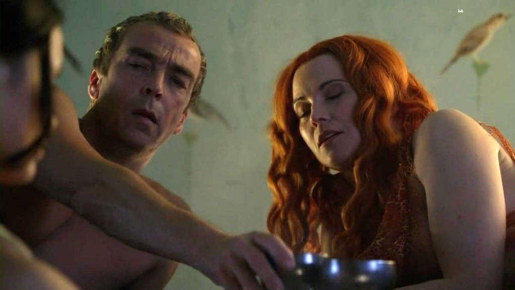 10P Lucy Lawless reveals her huge boobs and fucking hard in nude movie captures