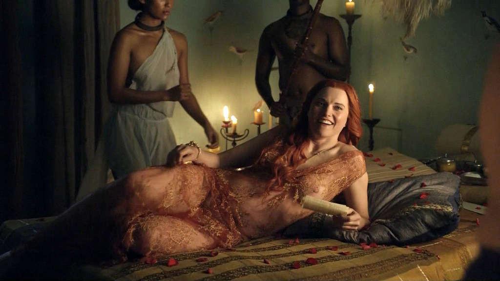 10P Lucy Lawless reveals her huge boobs and fucking hard in nude movie captures