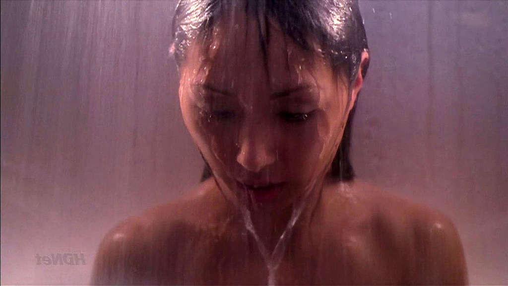 16P Linda Park topless under shower and nude in movie caps