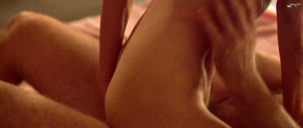 10P Kim Basinger exposing her big tits and fucking hard in movie