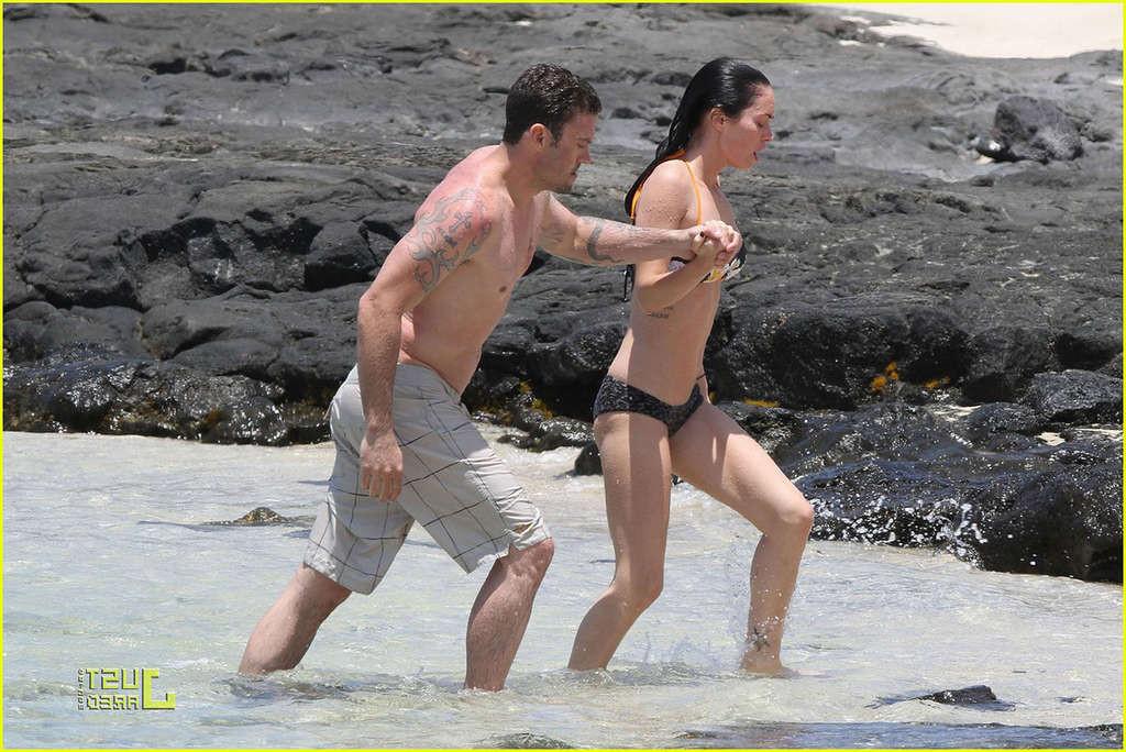 16P Megan Fox in bikini playing on beach with her boyfriend
