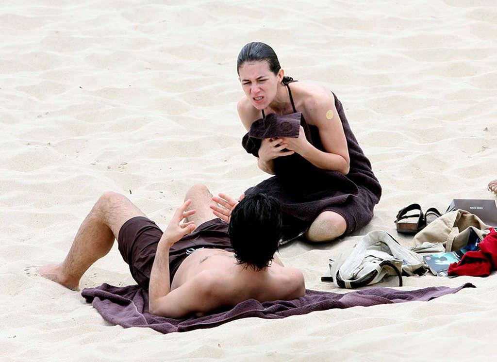 10P Charlotte Gainsbourg exposing her nice tits and pussy on beach