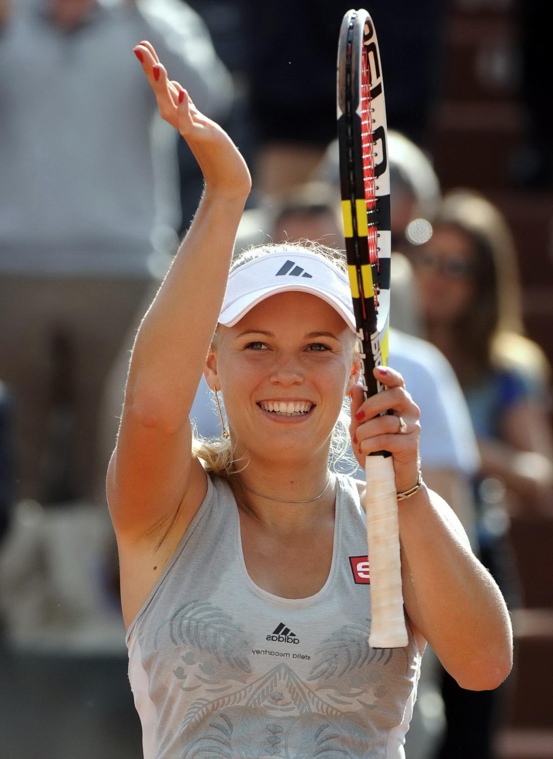 16P Caroline Wozniacki hot  sweaty showing panties at the French Open