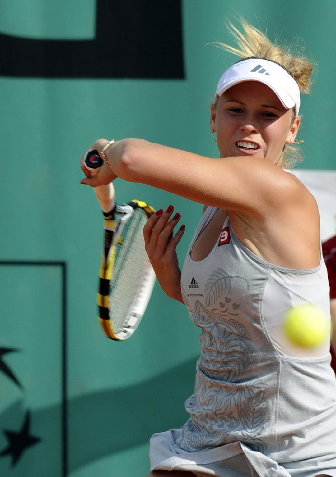 16P Caroline Wozniacki hot  sweaty showing panties at the French Open