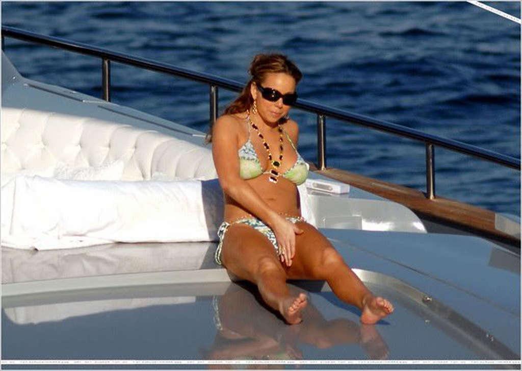 16P Mariah Carey exposing her sexy body and hot ass in bikini on yacht