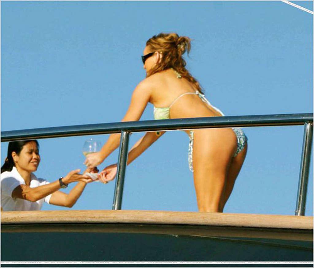 16P Mariah Carey exposing her sexy body and hot ass in bikini on yacht
