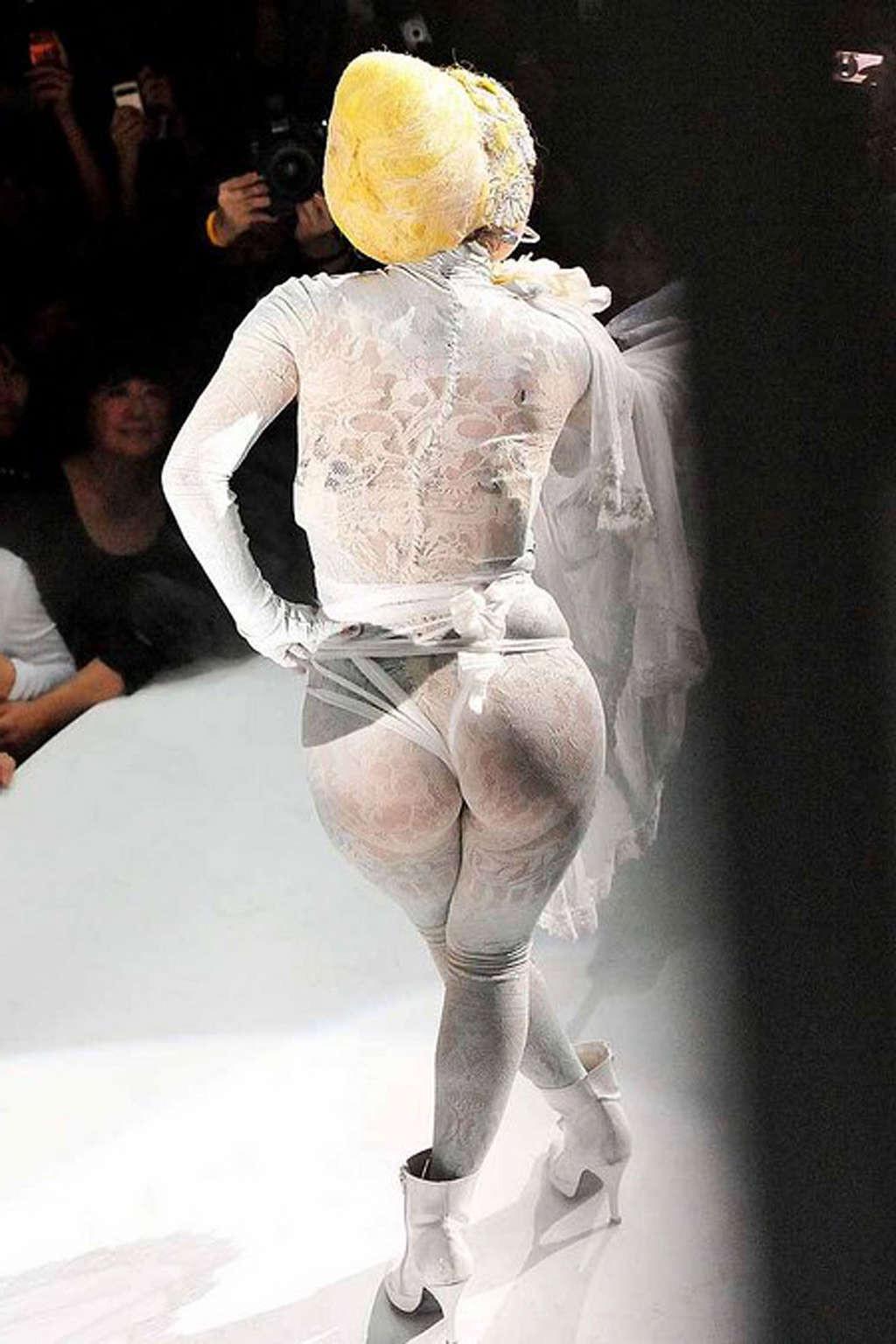 16P Lady GaGa showing her fucking sexy ass in see thru dress on stage