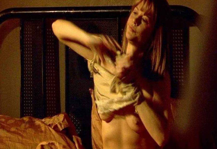 15P veteran Hollywood actress petite Meg Ryan gets naked
