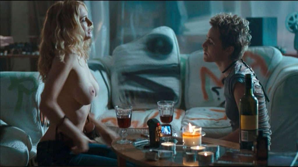 10P Heather Graham fucked from behind and showing her big tits