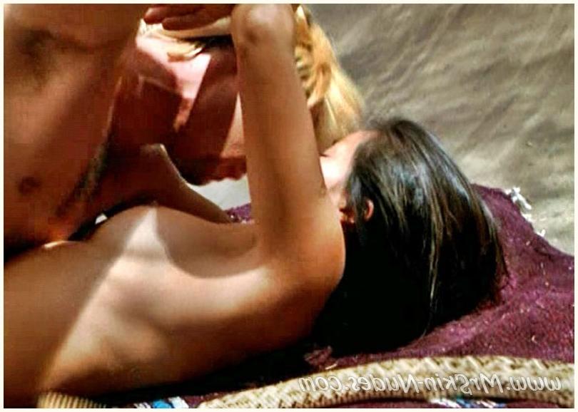 15P sassy asian actress Lucy Liu has sex outdoors