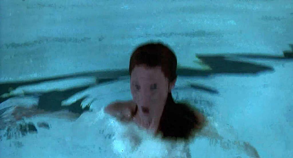 16P Annette O'Toole showing her nice tits in nude movie caps