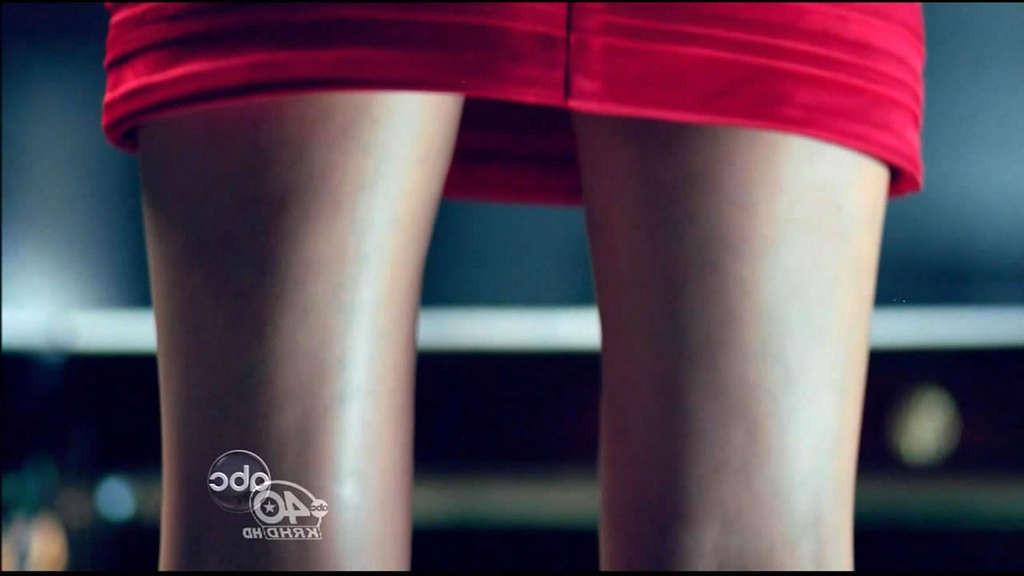 16P Stana Katic look sexy as hell in mini skirt and show tits