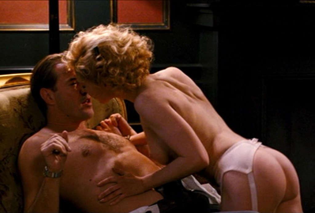 10P Carice Van Houten showing her tits and ass in nude movie scene