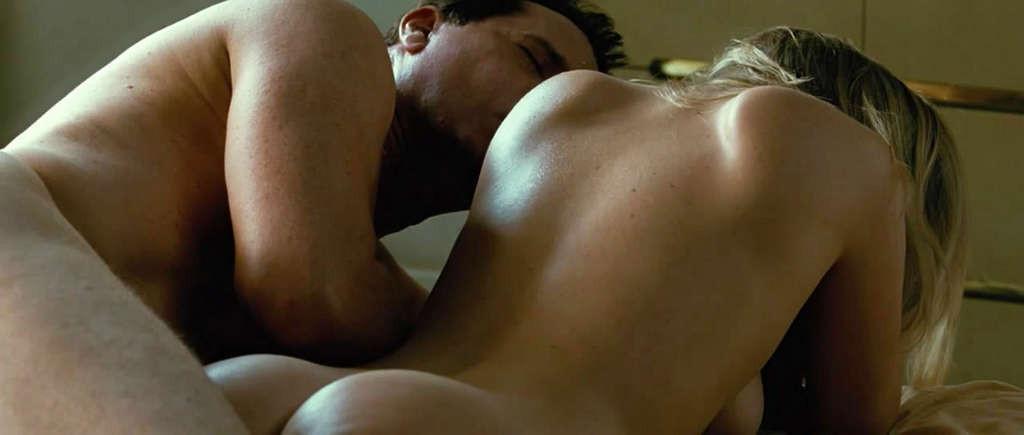 10P Alice Eve showing her nice big tits and posing very sexy