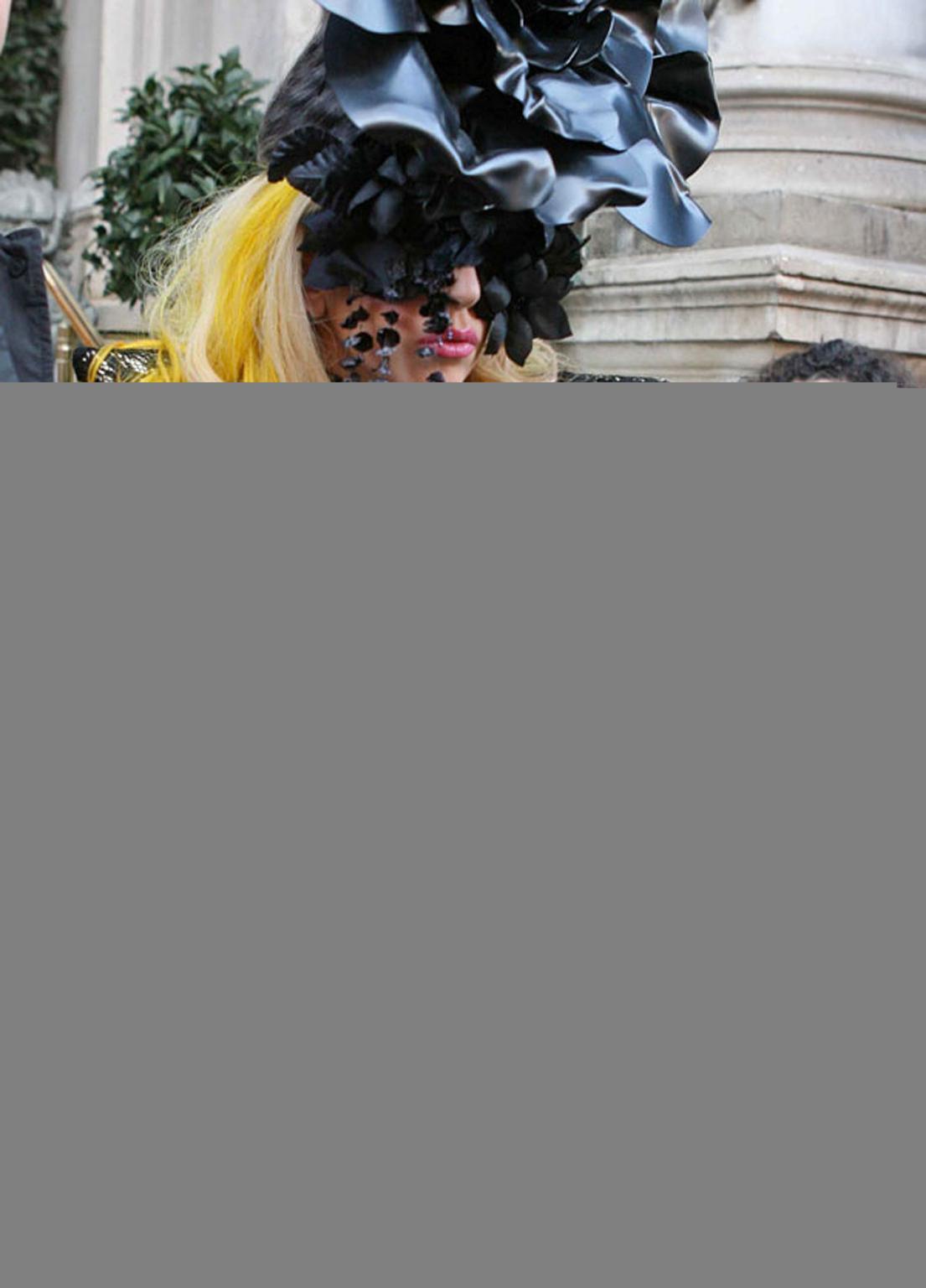 16P Lady Gaga very sexy and hot paparazzi see thru photos