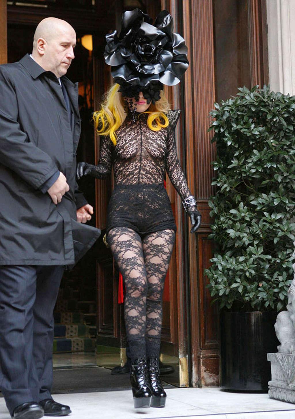 16P Lady Gaga very sexy and hot paparazzi see thru photos