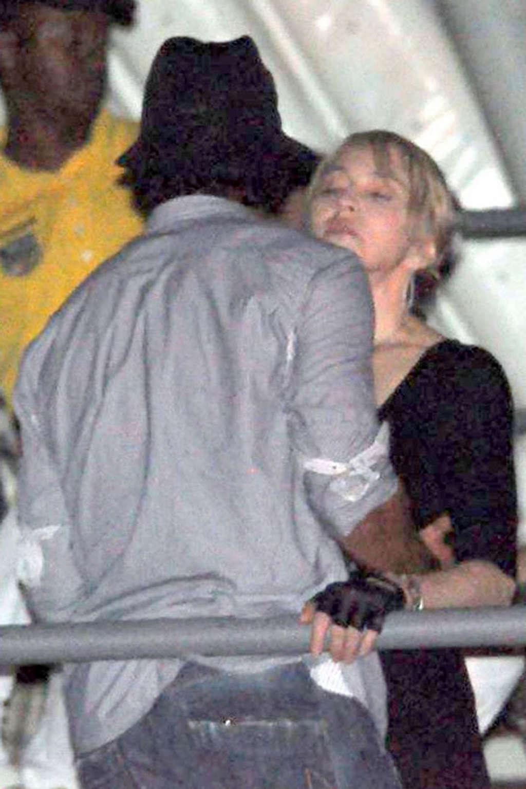 16P Madonna make love with her boyfriend and showing fantastic legs