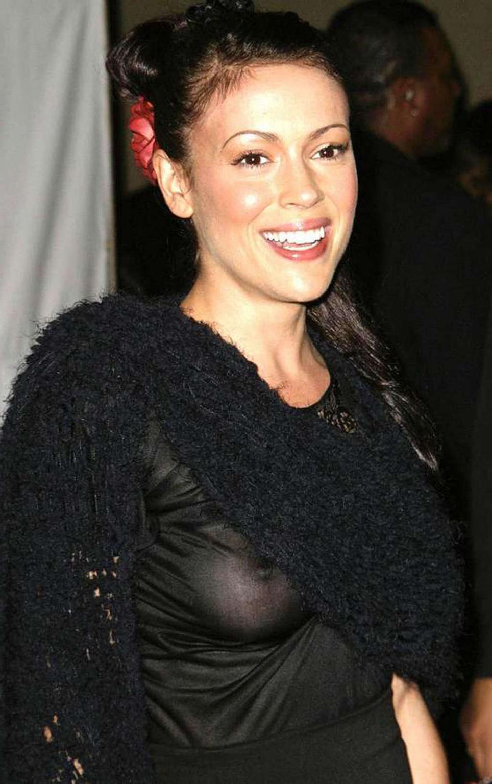 16P Alyssa Milano exposing her nice big tits and nipple slip paparazzi pictures