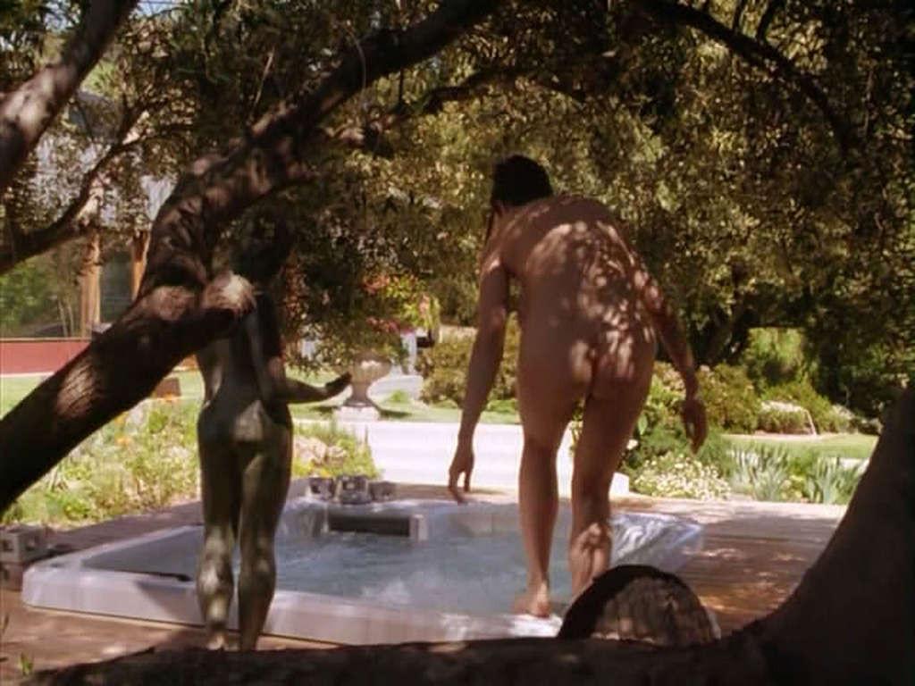 16P Mimi Rogers showing off her extremely huge boobs and her sexy pussy