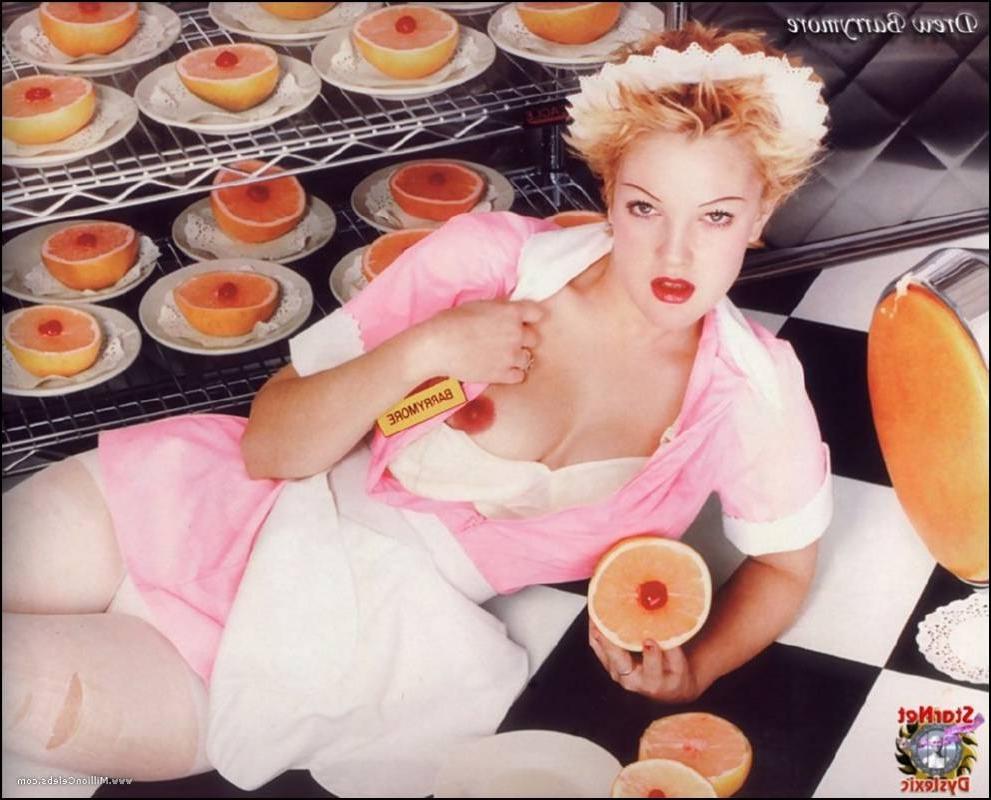 15P cute celebrity actress Drew Barrymore nude