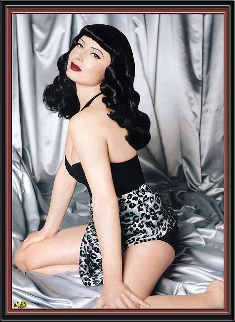15P Italian actress Isabella Rossellini nudes