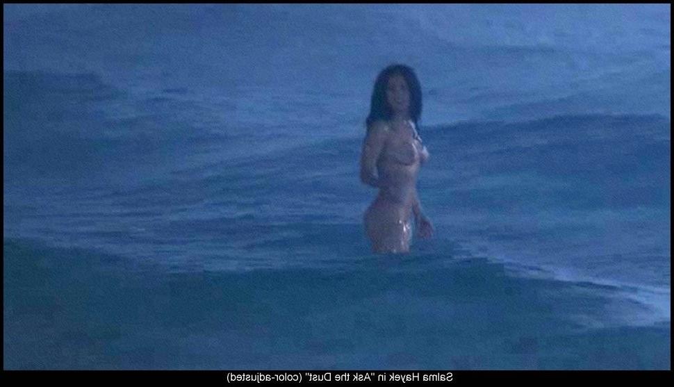 15P busty latina moviestar Salma Hayek nudes
