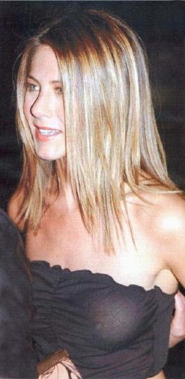 15P sexy cougar Jennifer Aniston