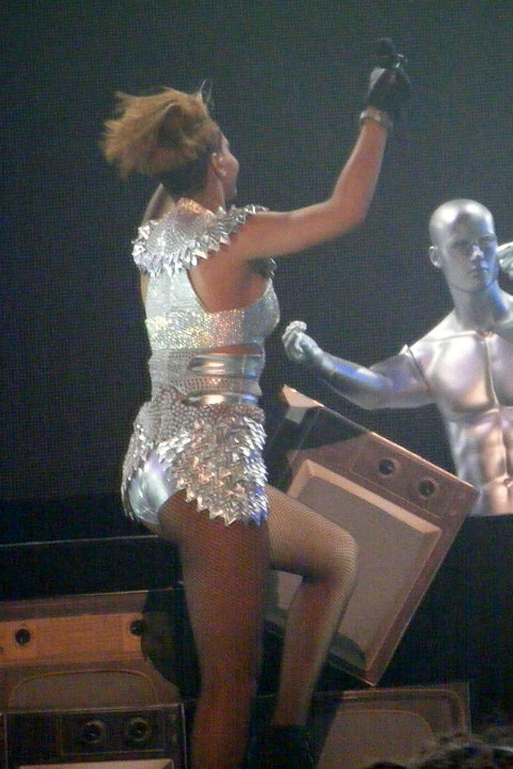 16P Rihanna enjoying on pool and showing her sexy tits and ass in evening skirt